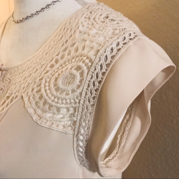 Perfect Summer Top ☀️😍 - Picture 3 of 4